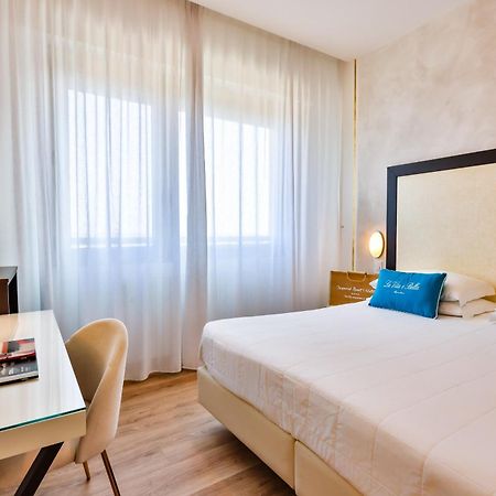 Unahotels Imperial Sport Hotel Pesaro Kültér fotó