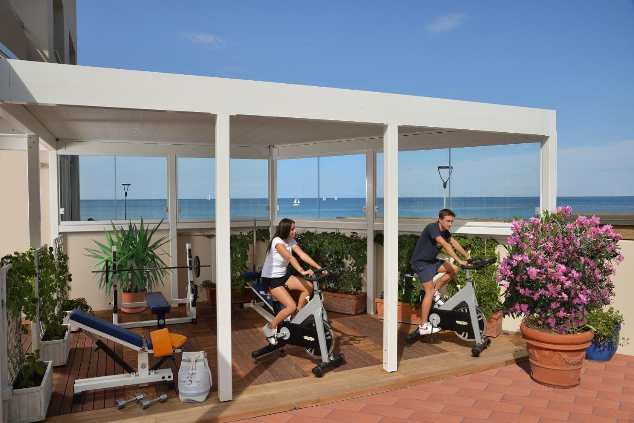 Unahotels Imperial Sport Hotel Pesaro Kültér fotó