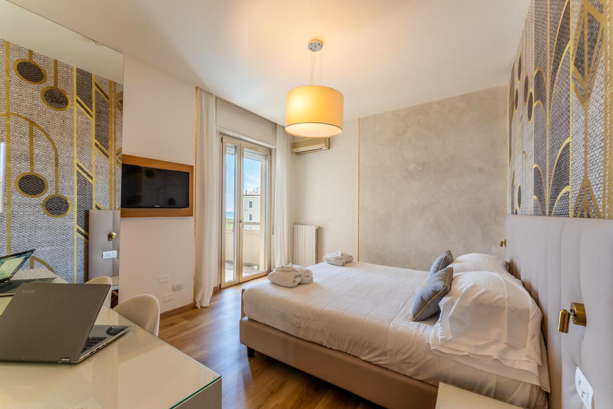 Unahotels Imperial Sport Hotel Pesaro Kültér fotó